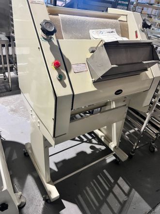 Maestro Mix Universal/French Roll Moulder ROL-MOL 750