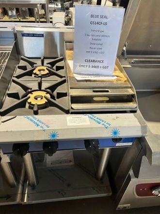  Blue Seal - 2 burner and 300mm hotplate