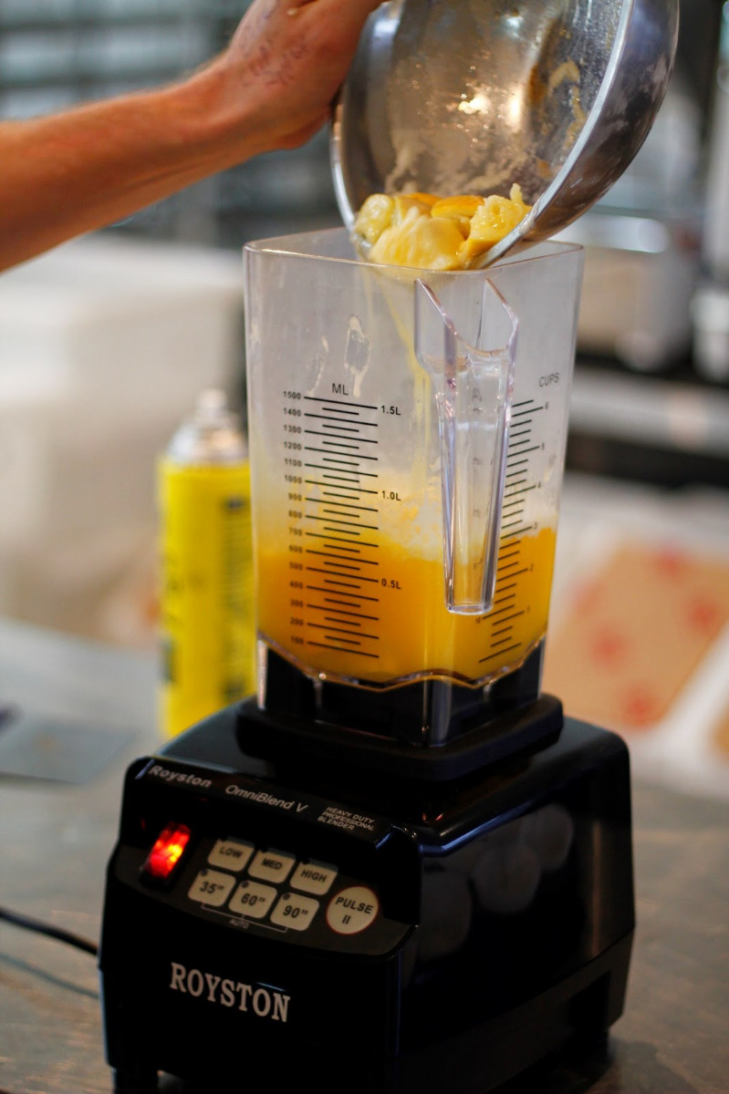 Liquidising lemon butter mixture